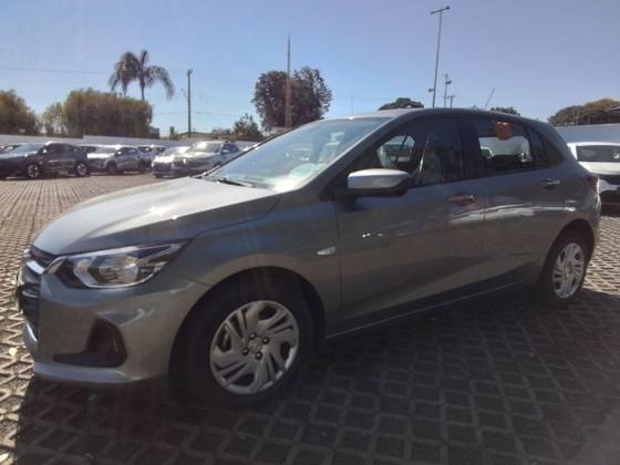 CHEVROLET ONIX 1.0 FLEX LT MANUAL CHEVROLET ONIX 1.0 FLEX LT MANUAL